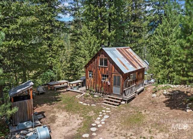 Property at 29 S Atlanta Rd, Atlanta, ID 83716, 1 bed