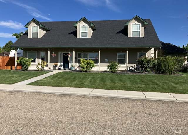 Property at 11565 W Zachery Ave, Nampa, ID 83651, 4 beds, 3 baths