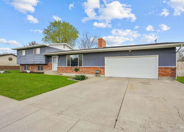 Property at 1000 E 18th St, Burley, ID 83318, 4 beds, 3 baths