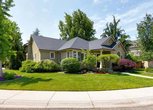 Property at 9407 W Pebblestream Dr, Boise, ID 83709, 3 beds, 2.5 baths
