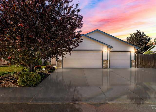 Property at 2635 W Forecast St, Meridian, ID 83642, 3 beds, 2 baths