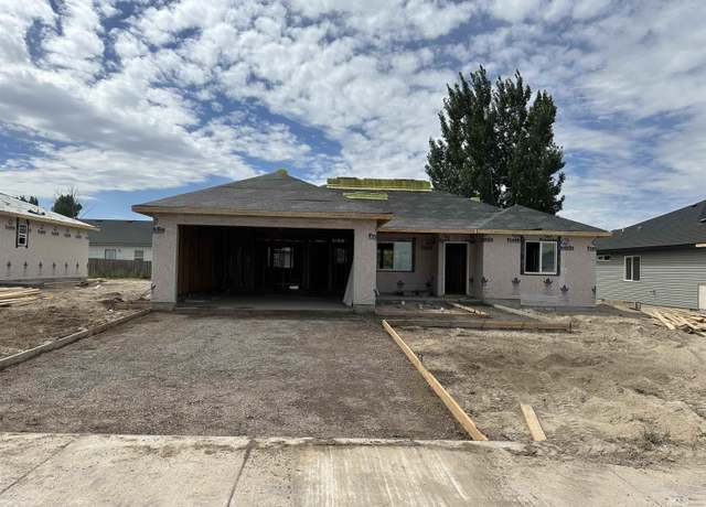 Property at 913 E 23rd Ave Lot 17 Block 4, Jerome, ID 83338, 4 beds, 2 baths