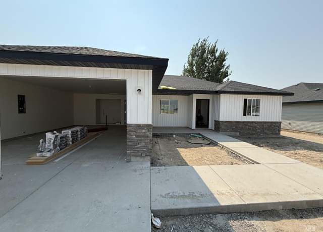 Property at 913 E 23rd Ave Lot 17 Block 4, Jerome, ID 83338, 4 beds, 2 baths