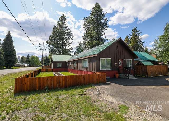 Property at 629 Thompson Ave, Mccall, ID 83638, 3 beds, 2 baths