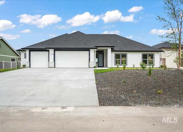 Property at 335 Bard Ave, Middleton, ID 83644, 4 beds, 3 baths