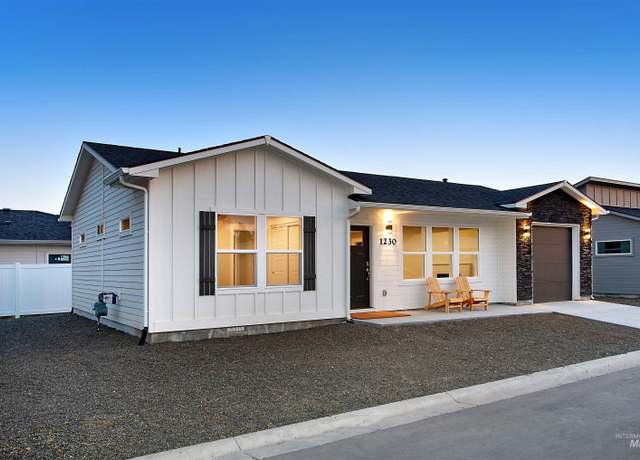 Property at 1230 Phillips Cir, Ontario, OR 97914-3905, 2 beds, 2 baths