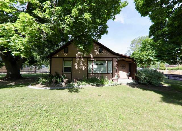 Property at 2201 S Hervey St, Boise, ID 83705, 2 beds, 1 bath