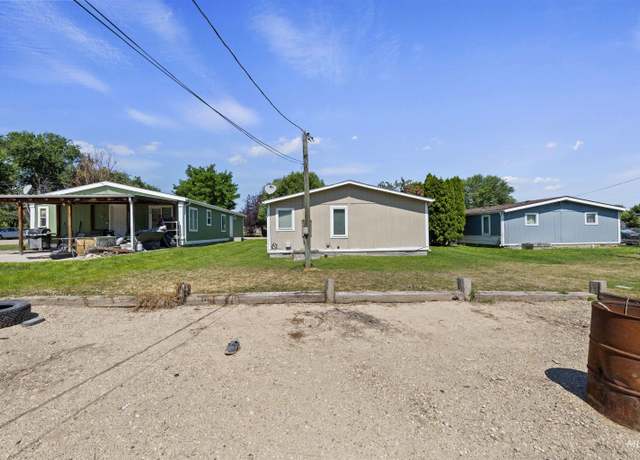 Property at 912 4th Ave N, Nampa, ID 83687, 9 beds, 6 baths