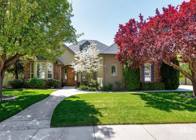 Property at 2537 W Piazza Dr, Meridian, ID 83646, 5 beds, 4.5 baths