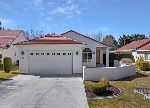 Property at 221 Los Lagos, Twin Falls, ID 83301, 3 beds, 2.5 baths