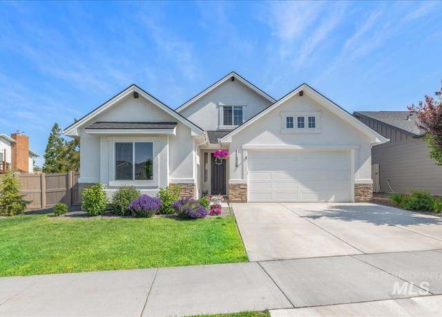 Property at 11328 W Campanula Dr, Star, ID 83669, 3 beds, 2.5 baths
