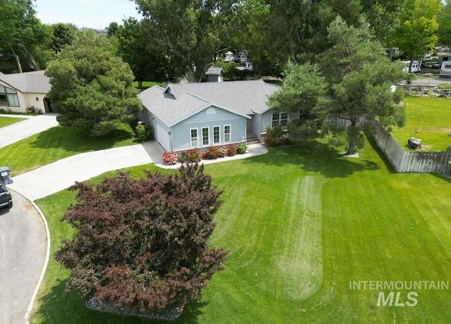 Property at 2618 Martin Dr, Hagerman, ID 83332-5055, 3 beds, 2 baths