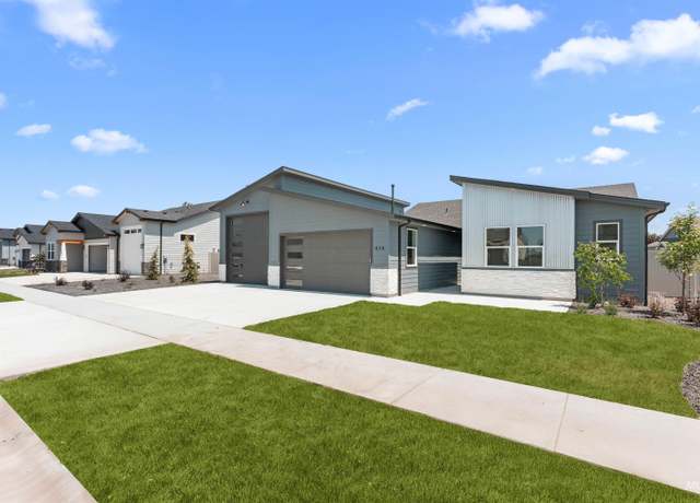 Property at 474 S Quincannon Ln, Star, ID 83669, 3 beds, 3 baths
