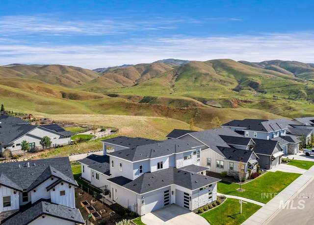 Property at 5946 E Barber Dr, Boise, ID 83716, 5 beds, 4.5 baths