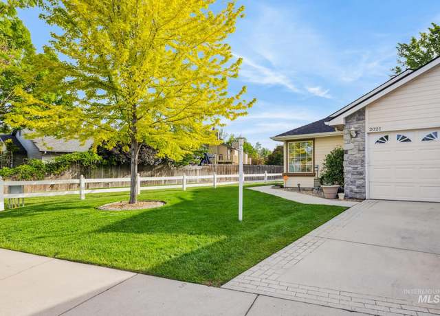 Property at 2021 Interlachen, Meridian, ID 83646, 3 beds, 2 baths