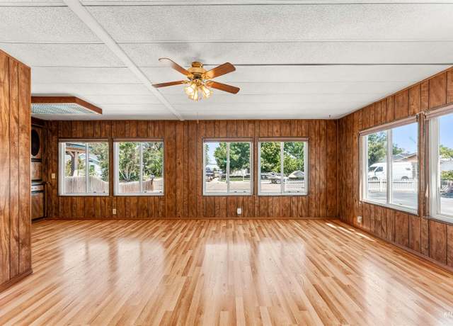 Property at 9307 W Florence St, Boise, ID 83704, 3 beds, 2 baths