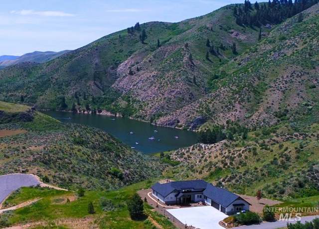 Property at 47 Robie Springs Rd, Boise, ID 83716, 4 beds, 3 baths
