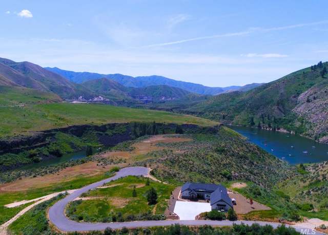 Property at 47 Robie Springs Rd, Boise, ID 83716, 4 beds, 3 baths