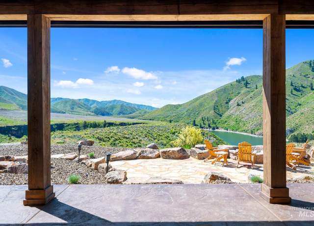 Property at 47 Robie Springs Rd, Boise, ID 83716, 4 beds, 3 baths