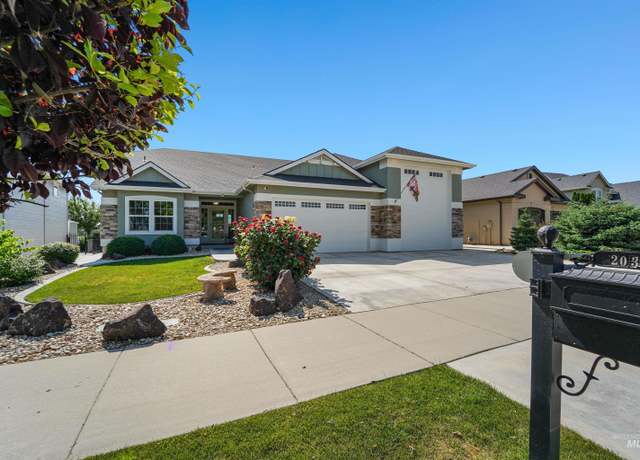 Property at 2030 S Miller Way, Nampa, ID 83686, 3 beds, 3 baths