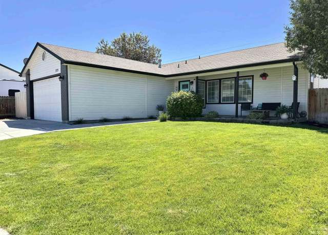 Property at 535 Seasons Ct, Nampa, ID 83686, 4 beds, 3 baths