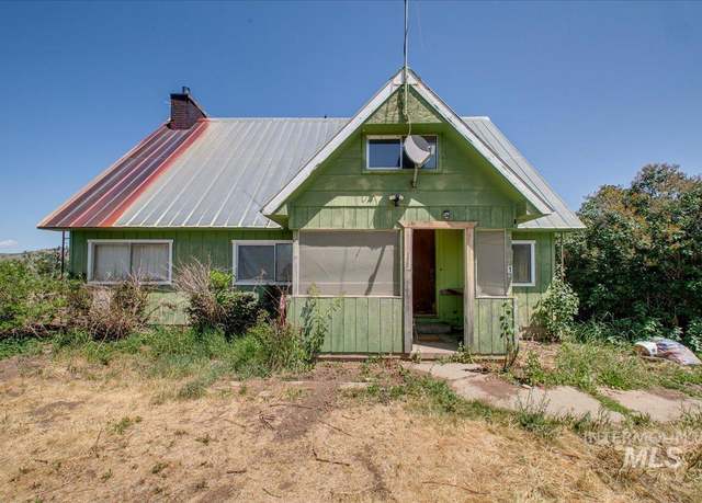 Property at 1 E Mary Dr, Prairie, ID 83647, 3 beds, 1.5 baths