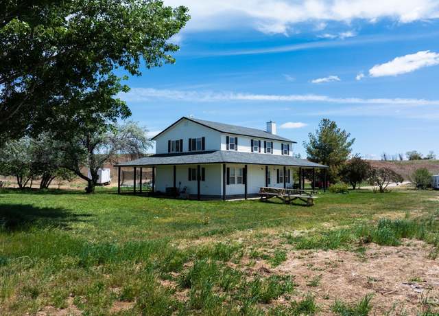 Property at 12134 Goodson Rd, Middleton, ID 83644, 5 beds, 4 baths