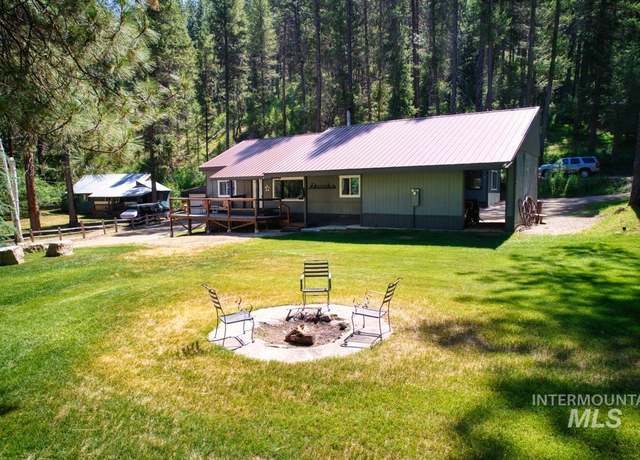 Property at 12 Lightning Creek Cir, Garden Valley, ID 83622, 3 beds, 2 baths