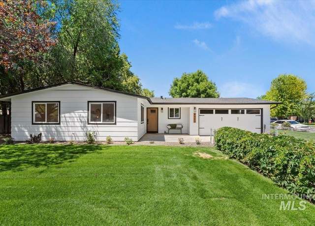 Property at 8450 W Canterbury Dr, Boise, ID 83704, 3 beds, 2 baths