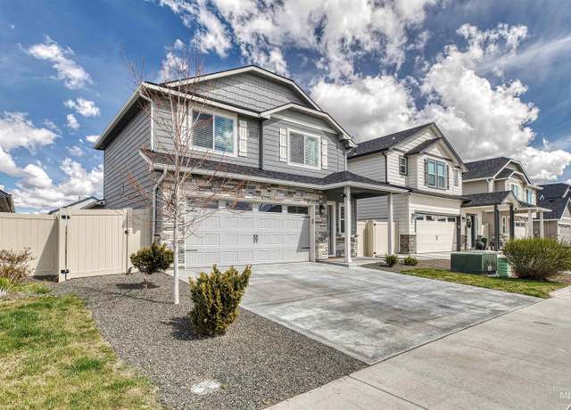 Property at 2074 E Tugela Falls St, Kuna, ID 83634, 3 beds, 2.5 baths