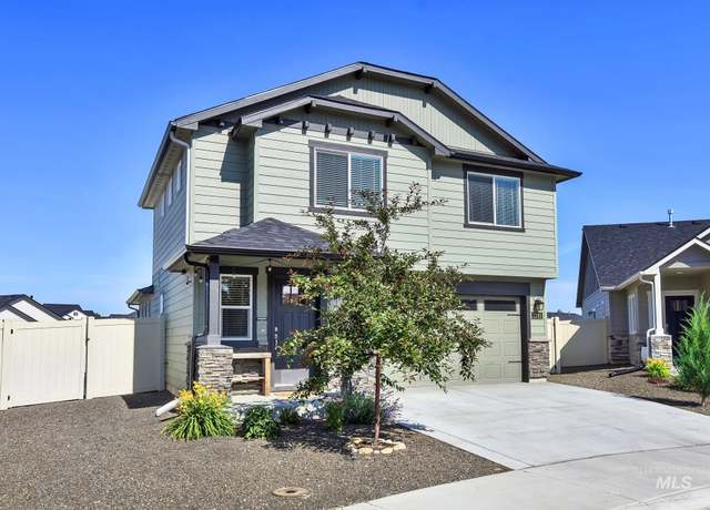 Property at 3383 S Garibaldi Pl, Meridian, ID 83642, 3 beds, 2.5 baths