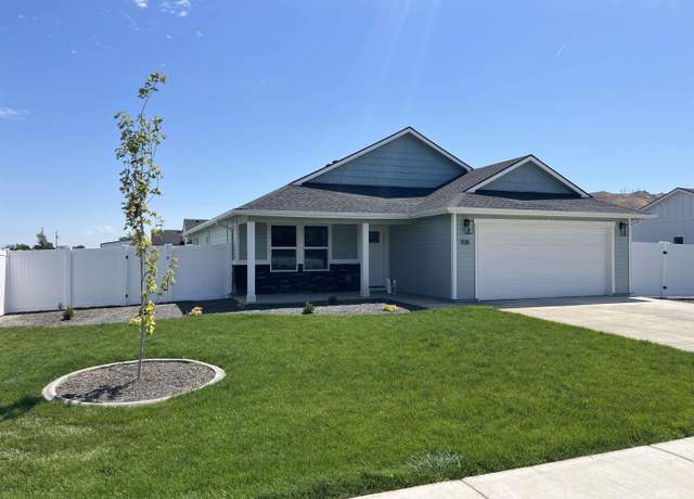 Property at 938 Sierra St, Vale, OR 97918, 3 beds, 2 baths