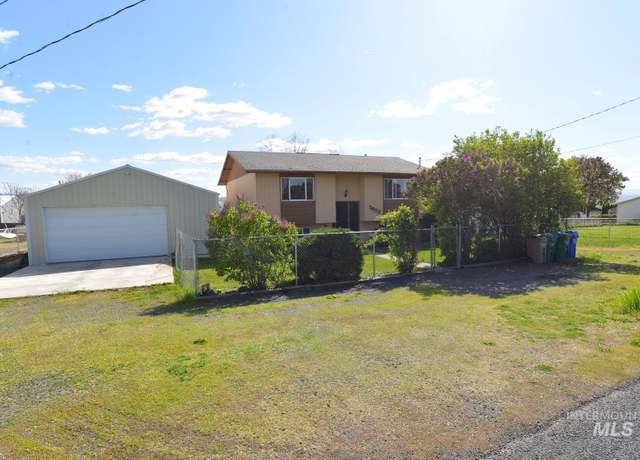 Property at 2032 Ripon Ave, Lewiston, ID 83501, 4 beds, 2 baths
