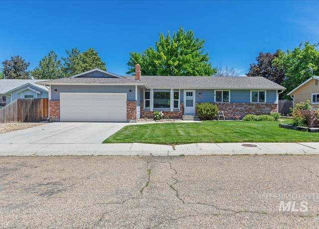 Property at 2311 Sylvan Dr, Caldwell, ID 83605-5156, 4 beds, 2.5 baths