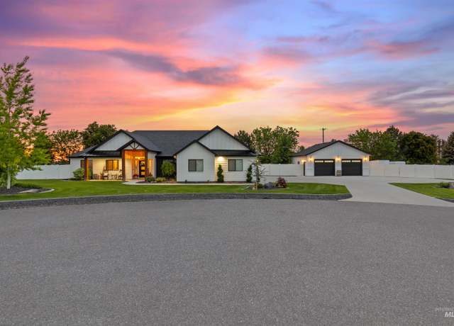 Property at 3896 N 3494 E, Kimberly, ID 83341, 4 beds, 2.5 baths