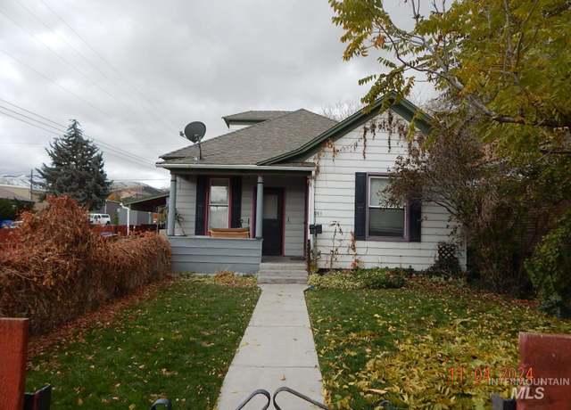 Property at 1003 N Harrison, Pocatello, ID 83204, 2 beds, 2 baths
