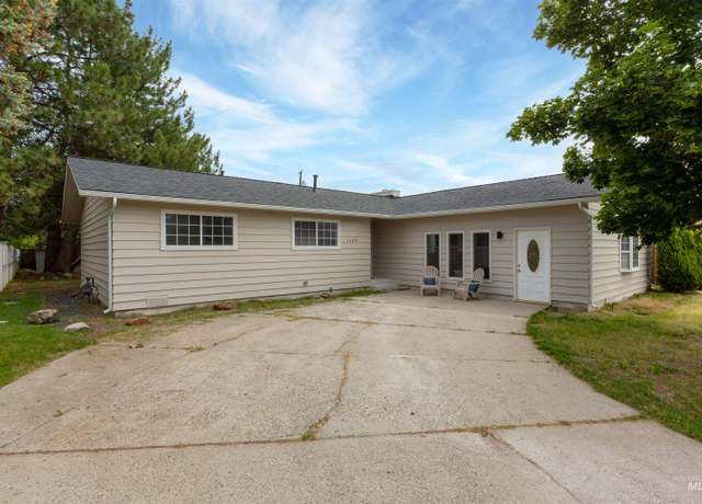 Property at 1159 SW 8th Ave, Ontario, OR 97914, 3 beds, 2 baths