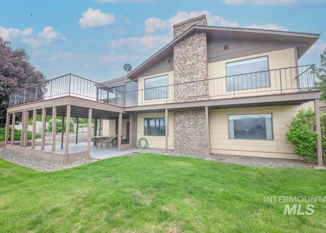 Property at 2634 Laurel Ct, Clarkston, WA 99403, 4 beds, 3 baths