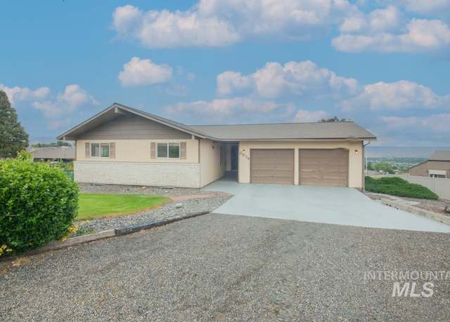Property at 2634 Laurel Ct, Clarkston, WA 99403, 4 beds, 3 baths