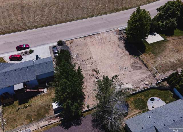 Property at 900 S Iowa Ave, Payette, ID 83661