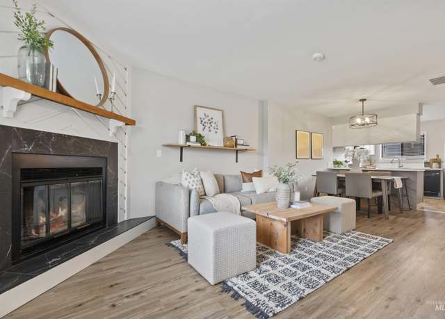 Property at 3063 S Cantrell Ln, Boise, ID 83706, 2 beds, 1.5 baths