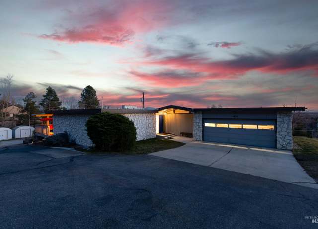 Property at 4420 N Ginzel St, Boise, ID 83703, 4 beds, 4 baths