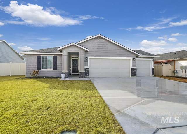 Property at 2019 Columbia Dr, Twin Falls, ID 83301, 4 beds, 2 baths