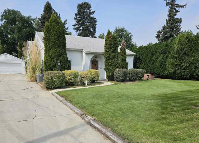 Property at 1207 S Arcadia St, Boise, ID 83705-6052, 3 beds, 2 baths