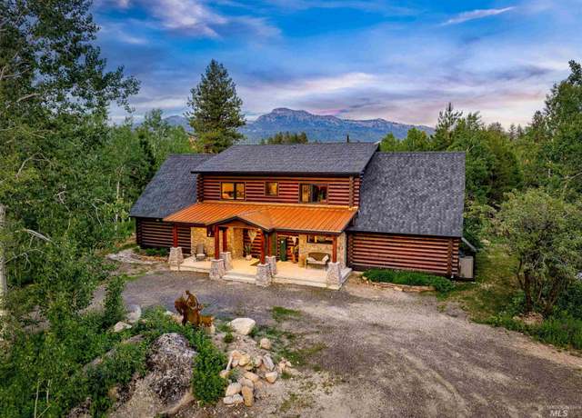 Property at 14051 Deerfield Rd, Mccall, ID 83638, 4 beds, 3.5 baths