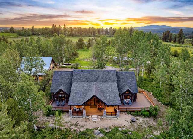 Property at 14051 Deerfield Rd, Mccall, ID 83638, 4 beds, 3.5 baths