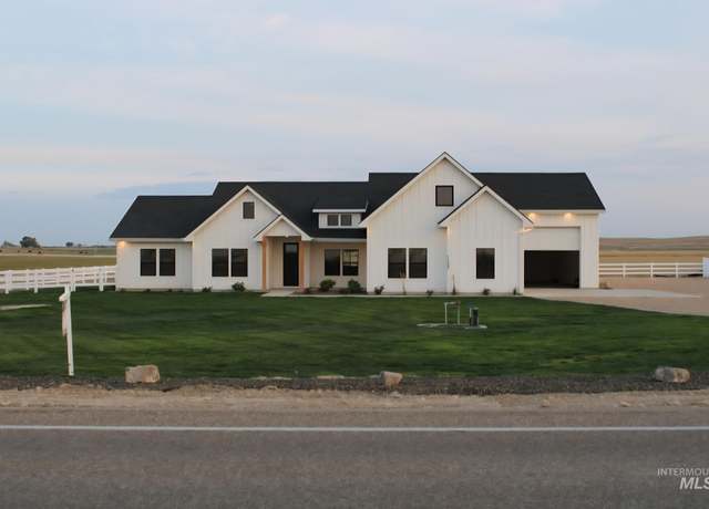 Property at 11303 Missouri Ave, Nampa, ID 83686, 4 beds, 2 baths