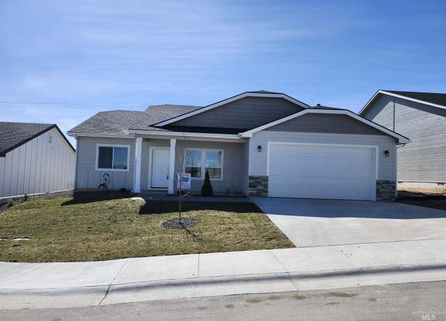 Property at 11599 W Black Dog Dr, Nampa, ID 83686, 3 beds, 2 baths