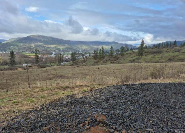 Property at 147 Elk Hill St, Kamiah, ID 83536