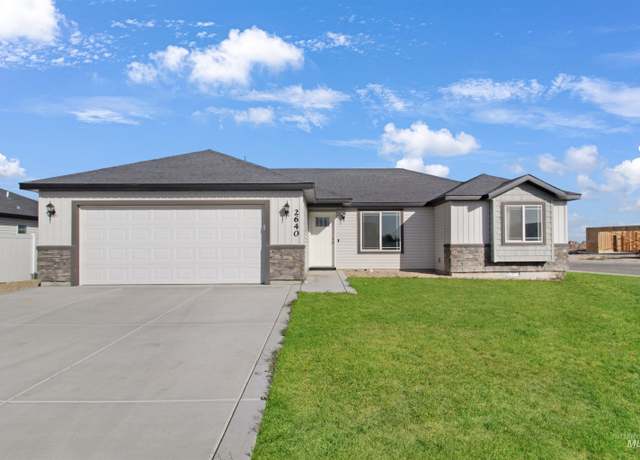 Property at 2640 Grand Canyon Dr, Burley, ID 83318, 3 beds, 2 baths